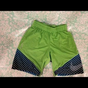 Nike womens elite basketball shorts sz small